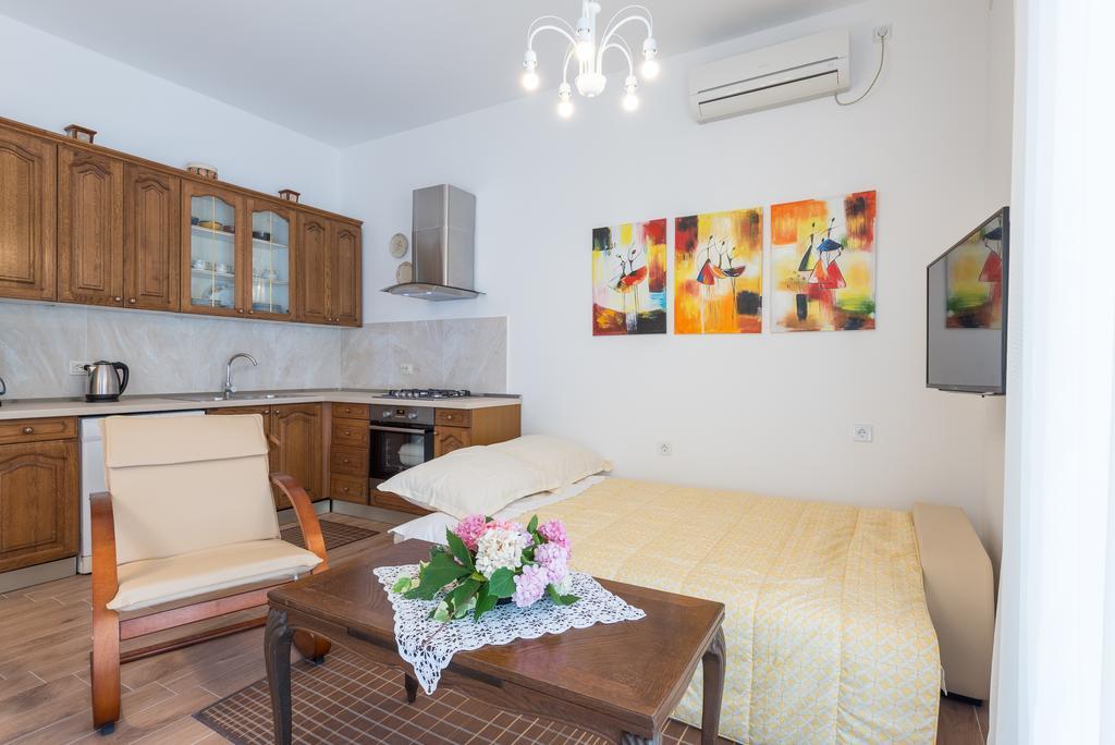 K&L Central Apartments Дубровник Екстериор снимка